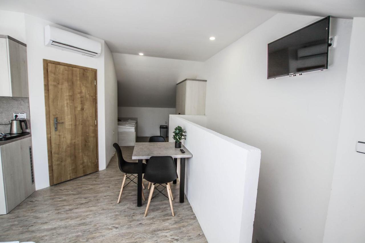 Penzion U Pláže Vranov nad Dyjí Exterior foto